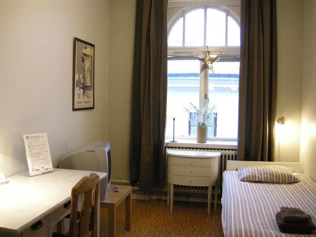 Jaernvaegshotellet Gävle Exterior foto